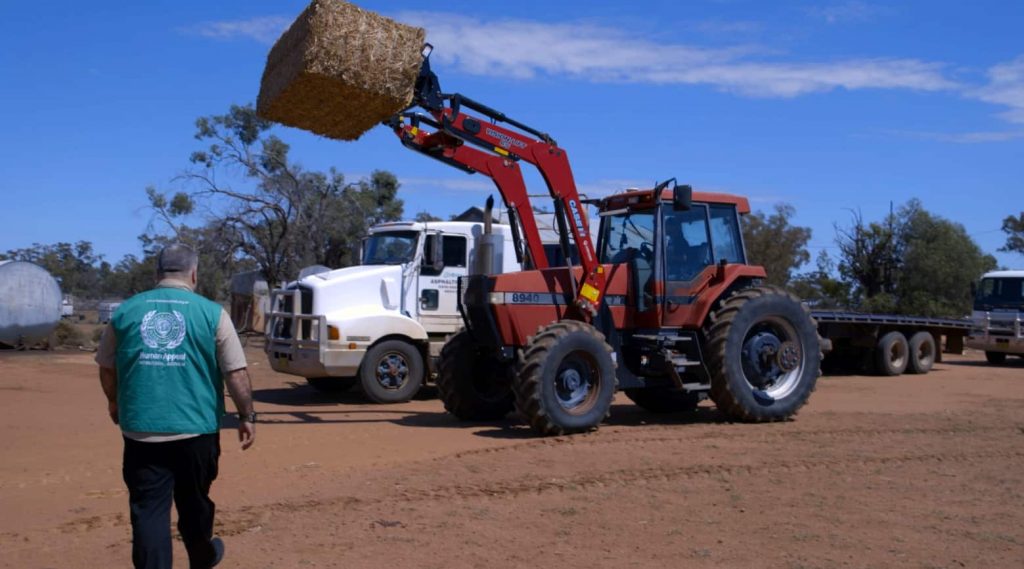 Haa distributing hay to farmers in warren nsw